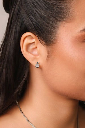 Brinco Quadrado Ponto de Luz Cristal 7 mm Ródio Branco