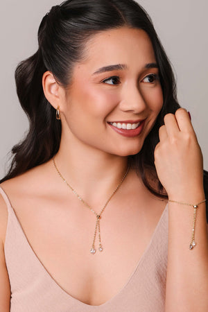 Pulseira Elos Corações Cristal Fecho Gravata Banhado a Ouro 18K