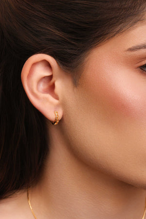 Dupla de Argolas Entrelaçadas Vazadas Banhado a Ouro 18K