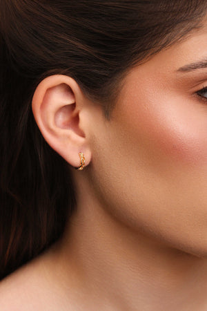 Dupla de Argolas Entrelaçadas Vazadas Banhado a Ouro 18K