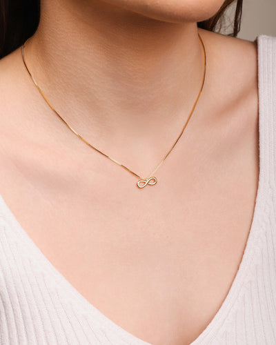 Colar Veneziana Infinito Liso Banhado a Ouro 18K - 40 cm