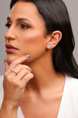 Anel Ponto de Luz Cravejado Cristal Tamanho 18 Ródio Branco