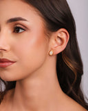 Brinco Gota Cravejada Cristal 1.1 cm Banhado a Ouro 18K