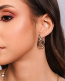 Brinco Gota Filetes Torcidos Ródio Branco