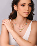 Choker Cristais Coloridos Concha Banhado a Ouro 18K