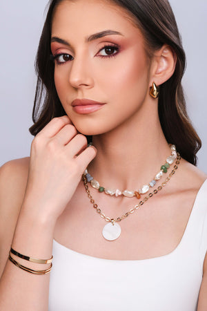 Gargantilha Elos Ovais Pingente Madrepérola 2.5 cm Banhado a Ouro 18K - 45 cm