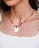 Gargantilha Elos Ovais Pingente Madrepérola 2.5 cm Banhado a Ouro 18K - 45 cm