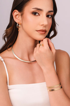 Brinco Argola Reta Esteira Texturizada 2.4 cm Banhado a Ouro 18K