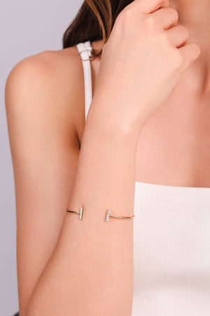 Bracelete Palito Cravejado Cristal Banhado a Ouro 18K