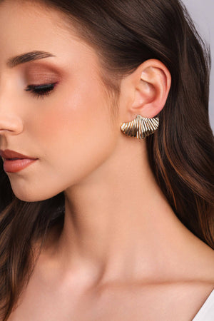 Ear Cuff Folha Frisada Banhado a Ouro 18K