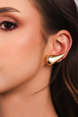 Ear Cuff Gota Lisa Banhado a Ouro 18K