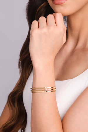 Bracelete Três Filetes Lisos 10 mm Banhado a Ouro 18K