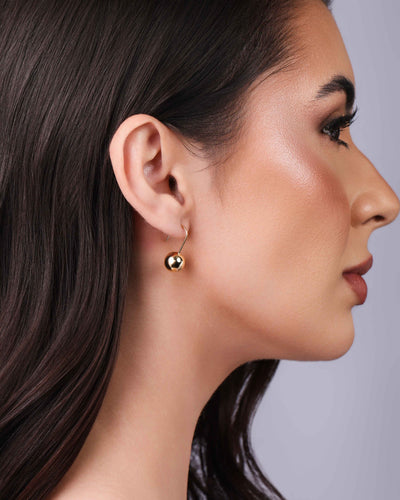 Brinco Gancho Bola Lisa 2,2 cm Banhado a Ouro 18K