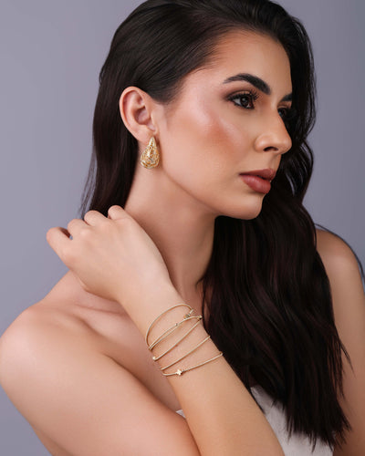 Brinco Gota Tela Detalhada Banhado a Ouro 18K