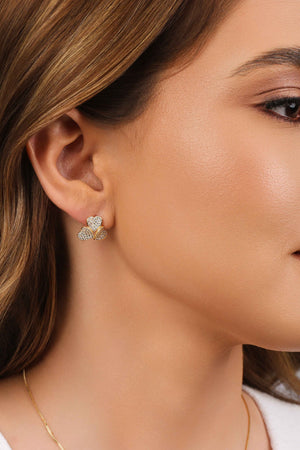 Brinco Três Corações Cravejados Cristal Banhado a Ouro 18K