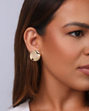 Brinco Orgânico Abaulado Liso Banhado a Ouro 18K