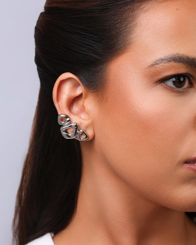 Ear Cuff Orgânico Vazado Liso Ródio Branco