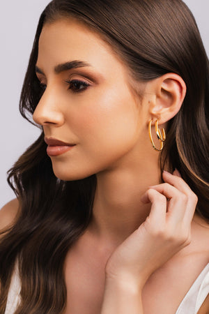 Brinco Argola Oval Fio Reto Liso 3.4 cm Banhado a Ouro 18K
