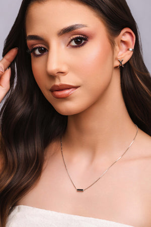 Brinco Ear Hook em X Ródio Branco