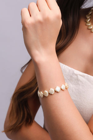 Pulseira Mini Conchas Banhado a Ouro 18K