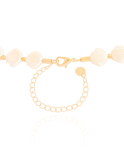 Choker Mini Conchas Peroladas Banhado a Ouro 18K - 30 cm