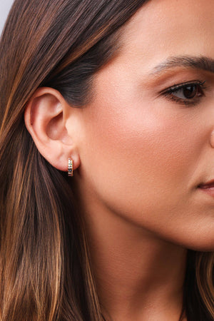 Brinco Argola Cravejada Colorido Banhado a Ouro 18K