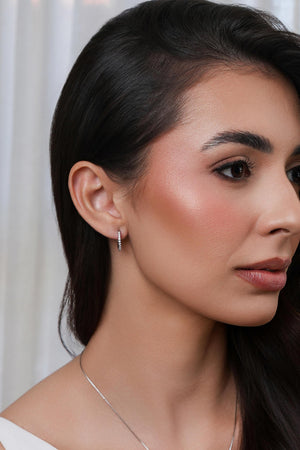 Brinco Argola Click Cravejada Cristal Ródio Branco