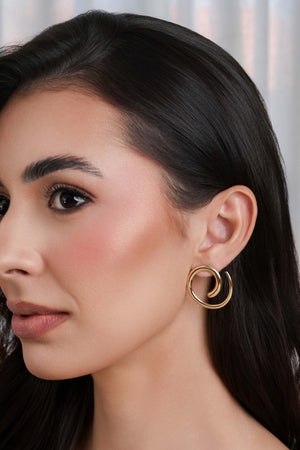 Brinco Caracol Liso Banhado a Ouro 18K