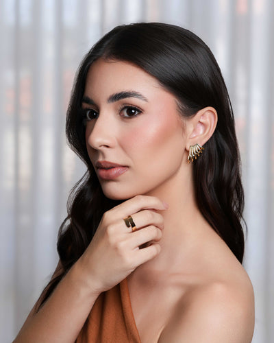Brinco Ear Cuff Seis Filetes Lisos Banhado a Ouro 18K