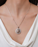 Pingente Árvore da Vida Cravejada Cristal 2.5 cm Ródio Branco