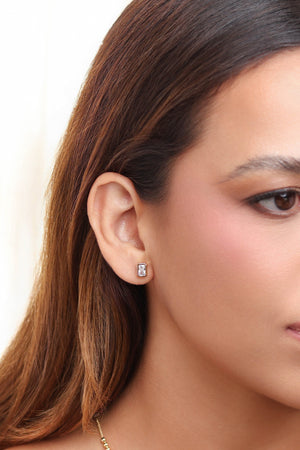 Brinco Retangular Cristal Médio Banhado a Ouro 18K