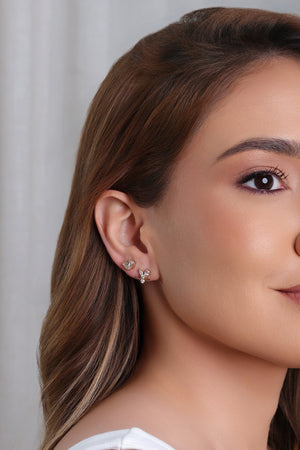 Brinco Duplo Coração Cristal e Flor Cristal Cravejada Banhado a Ouro 18K