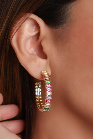 Brinco Argola Zircônias Coloridas Retangular Banhado a Ouro 18K