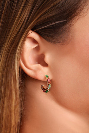 Brinco Argola Detalhada Cristal Colorida Banhado a Ouro 18K