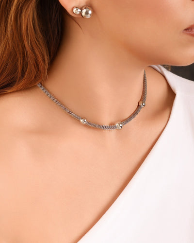 Choker Detalhada com Bolas Ródio Branco - 37 cm