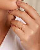 Anel Liso Cravejado Cristal Tamanho 24 Banhado a Ouro 18K