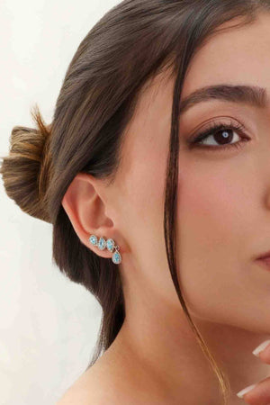 Ear Cuff Azul Sky Cravejado Cristal com Gota Pendente