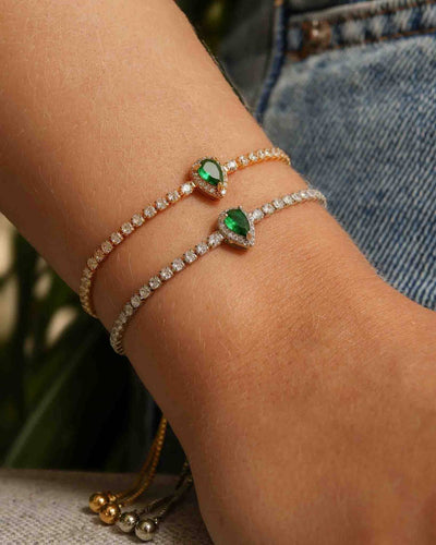 Pulseira Tennis Riviera Cristal Ajustável com Pingente Gota Verde Esmeralda Cravejada Cristal