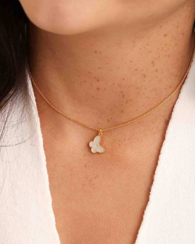Gargantilha Infantil Pingente Borboleta Esmaltada Branca