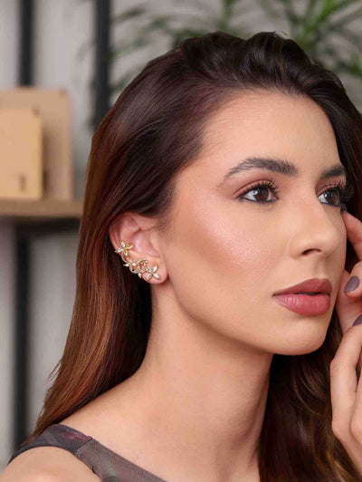 Brinco Ear Cuff Flores Navete Champagne Pino e Encaixe