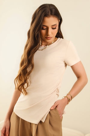 Blusa Drapeada Assimétrica