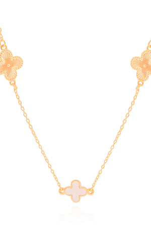 Gargantilha Elos Trevo Riscado e Madrepérola Banhado a Ouro 18K - 50 cm