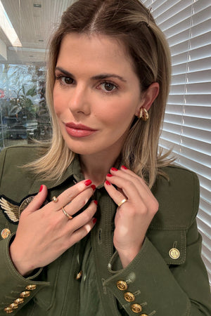 Ear Hook Dois Filetes Lisos Banhado a Ouro 18K