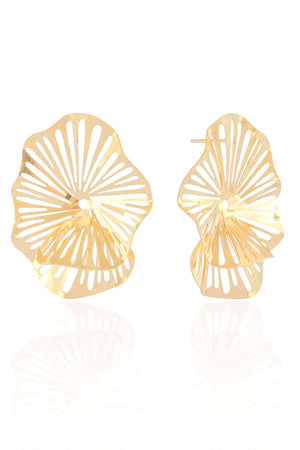 Brinco Flor Vazada Banhado a Ouro 18K