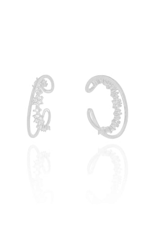 Ear Hook Fio Liso Flores Cravejadas Cristal Ródio Branco