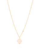 Gargantilha Plaquinhas Concha Perolada Banhado a Ouro 18K - 40 cm