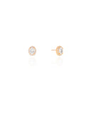 Brinco Oval Cravejado Cristal Banhado a Ouro 18K