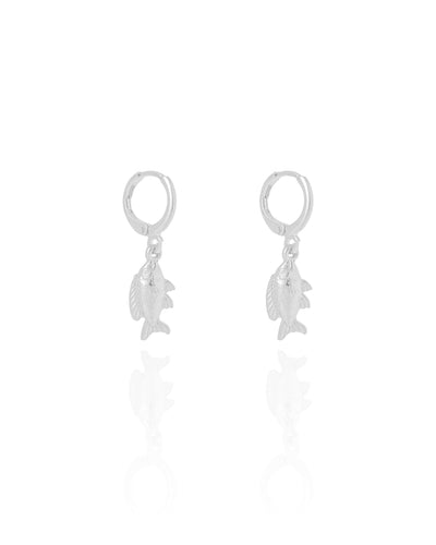 Brinco Argola Click Peixe 3 cm Ródio Branco