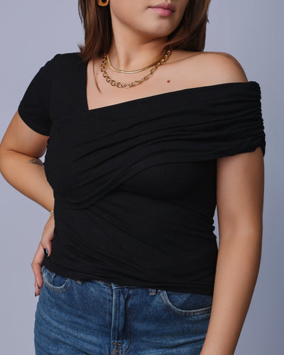 Blusa Assimétrica Drapeada