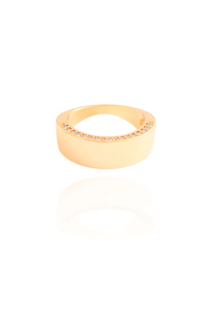 Anel Reto Liso Cravejado Cristal Tamanho 12 Banhado a Ouro 18K